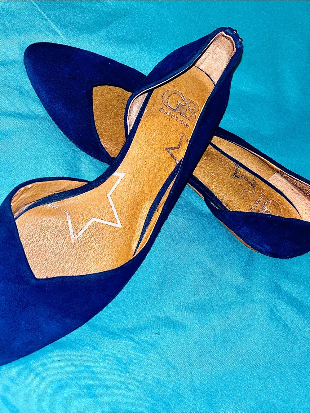Gianni Bini Electric Blue Suede Pointed Flats - Sz 7M (Minimal wear)